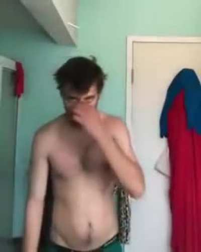 Funnie man he rap so fast!!!!!!!!!!!