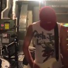 He do be vibing tho