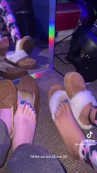 Slippers Off @kaykay_dejalee