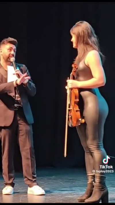 Violin Player