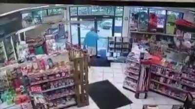 Florida man struck by car leaving store asks if his beer is OK, deputies say