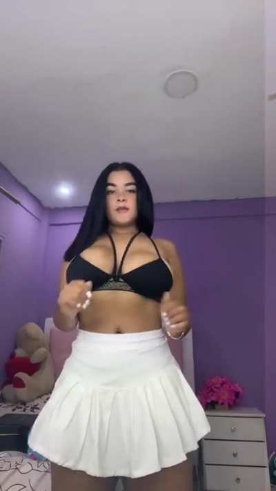 @melanydaniela028