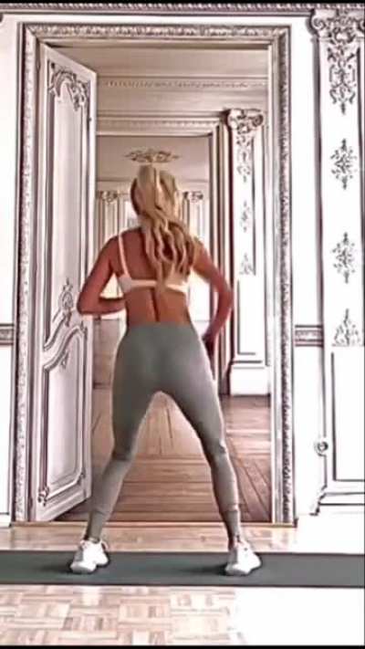 Findet ihr sie kann gut twerken?