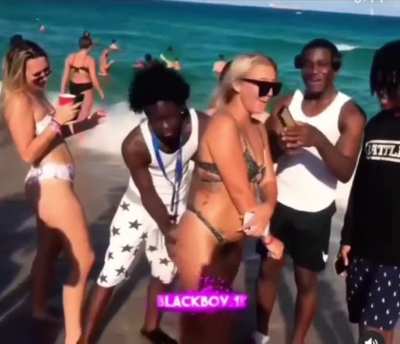 Smack or grab