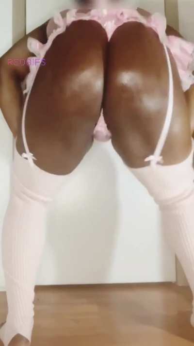 Twerkin in pink