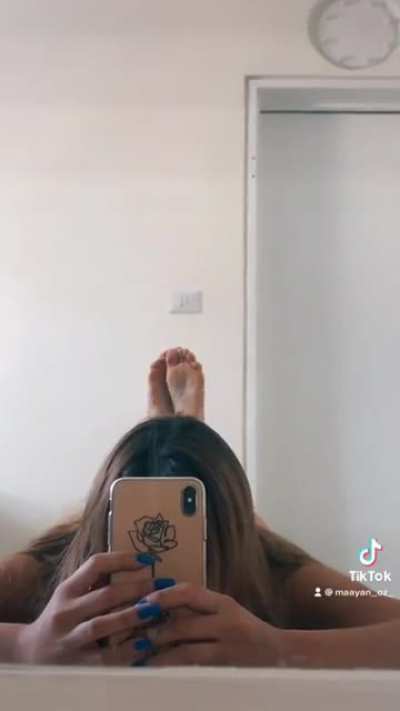 Bare-foot bunny as requested :)