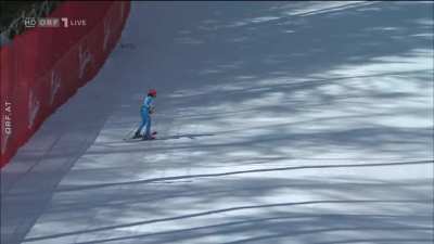i love skiing