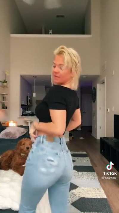 bootyfull 🎂
