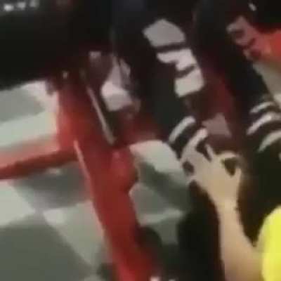 It looks like it only hurt a little