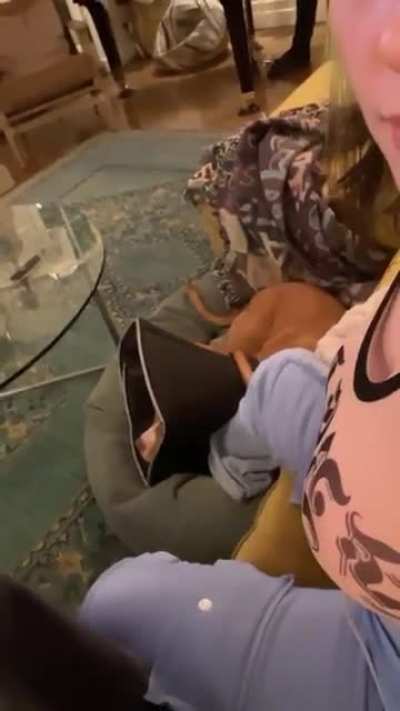 Billie Eilish slap