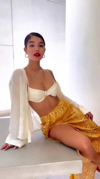 Classic & Sexy
