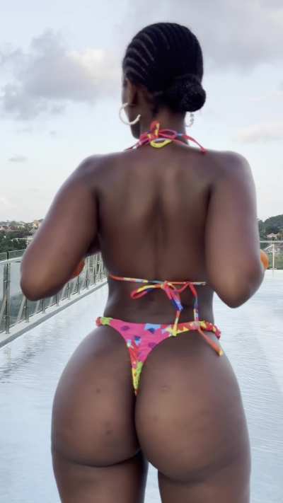 Ass that was built for backshots