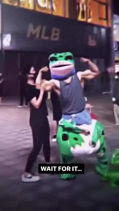 the frog be buff