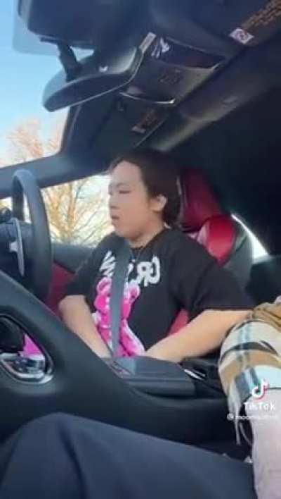 u/MonkeyPoxFree this guy's vid thought y'all would like it