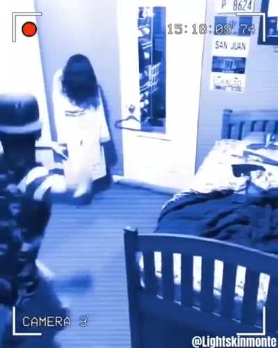 First time seeing a ghost be like: