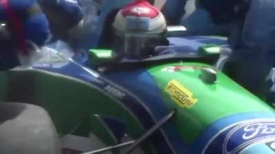 Fuel spray scream