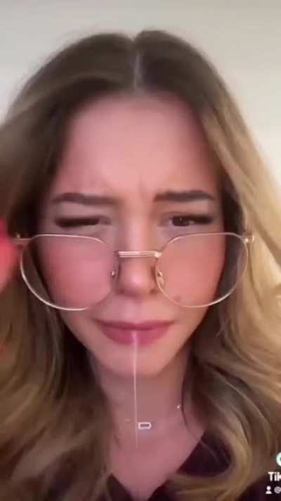 🤤