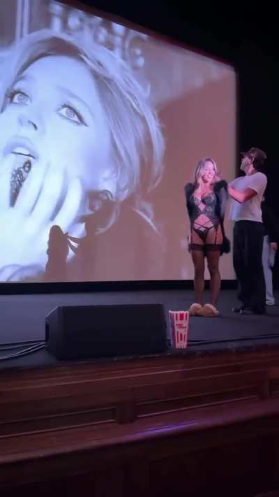 Syd wears The Show Off Plunge Bra - IG - January 2026