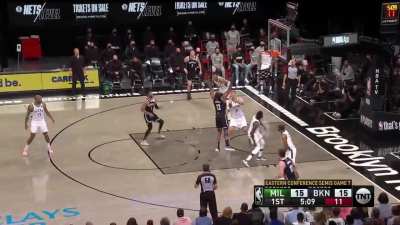 [Highlight] Harden shoves Holiday to get the foul call