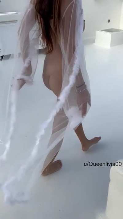 Come with me upstairs