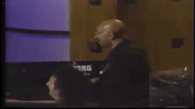 Will Smith joking about an Arsenio Hall's band member who had alopecia and lost his hair. 