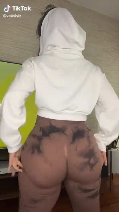 @vaaviviz