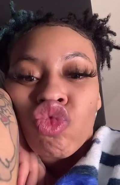 😩