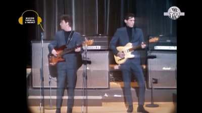 Green Onions  -  Booker T   &. The MGs DES  ( Stereo 1962 Recording )