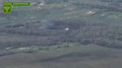 RU pov: Russian forces fire shell AFU forest positions in Berestove with incendiary munitions