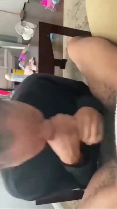 “Send that to me cause I’m gonna send this to my baby daddy” is evil as fuck 😂😂😂🤦🏾<wbr>‍♂️