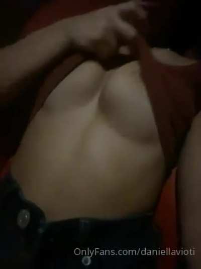 V