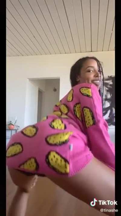 🍑🍑