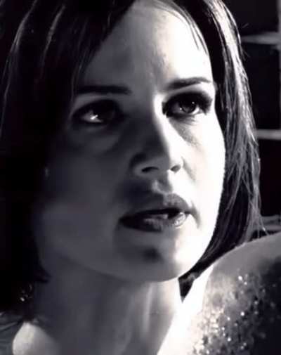 Carla Gugino