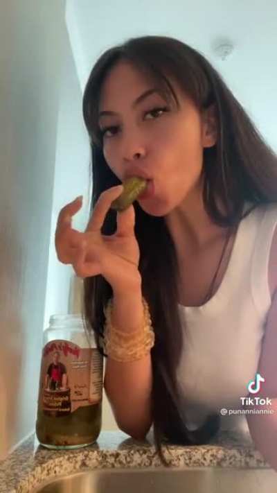 Call me so I can make it juicy for you