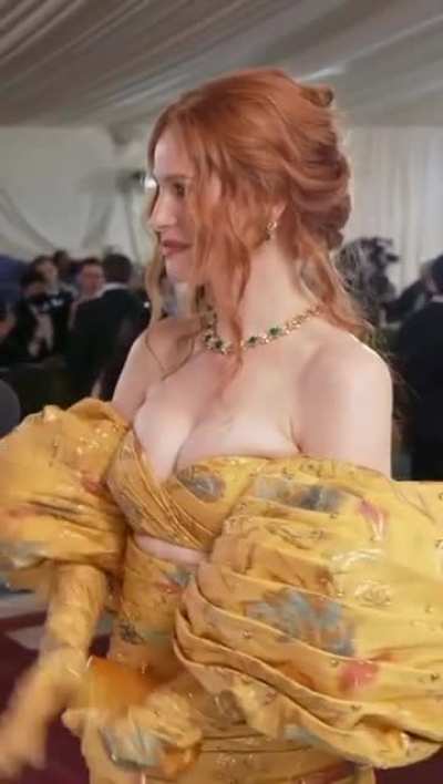 Madelaine at the Met Gala - 2022