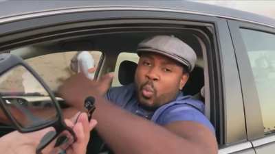Man blocked by highway protest in Los Angeles has message for all protesters - 5th September