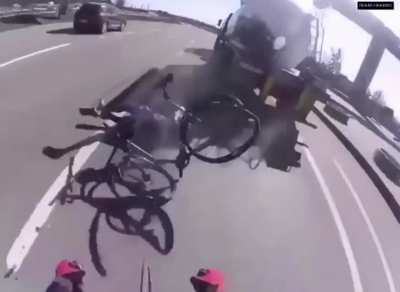 Why it’s illegal (and beyond stupid) to ride a bicycle on an interstate