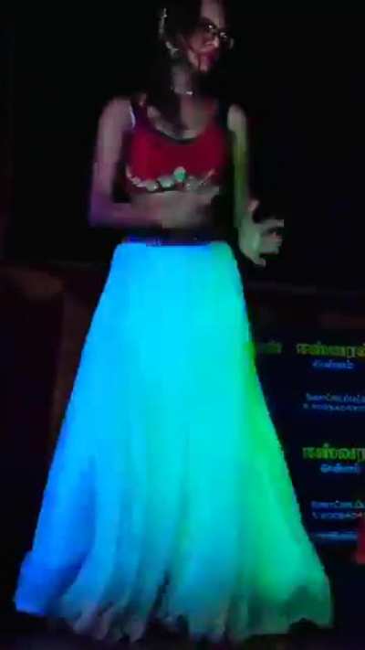 Yamini Yazhini ! 