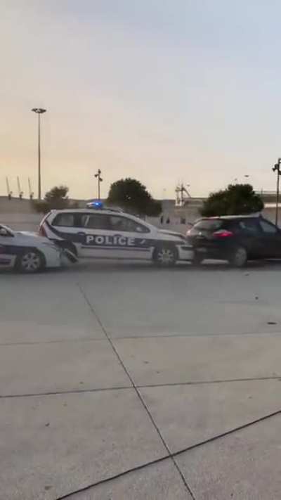 Une police que le monde entier nous envie