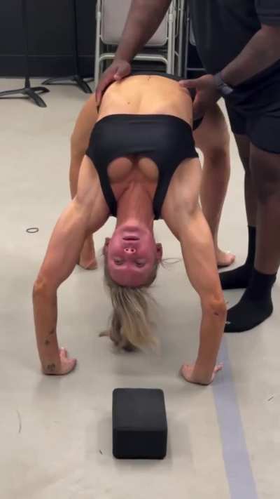 Charlotte Flair