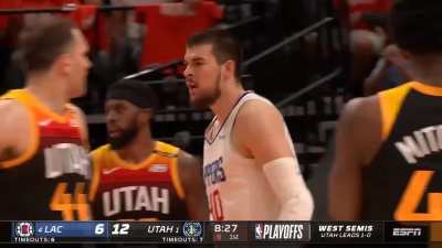 [Highlight] Ivica Zubac Posterizes Rudy Gobert