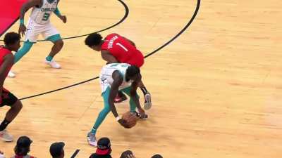[Highlight] Play where Amen Thompson suffered a Grade 2 ankle sprain.