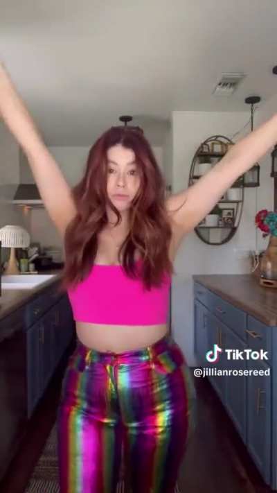 Jillian Rose Reed tik Tok 