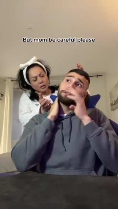 Arab moms 🤣