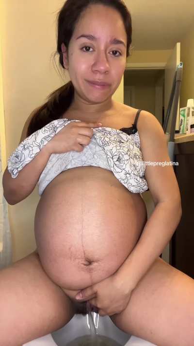 I haven’t met a guy into drinking from my hairy preggo pussy