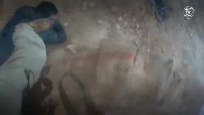 ISIS militants attack a YPG outpost and run over YPG fighters