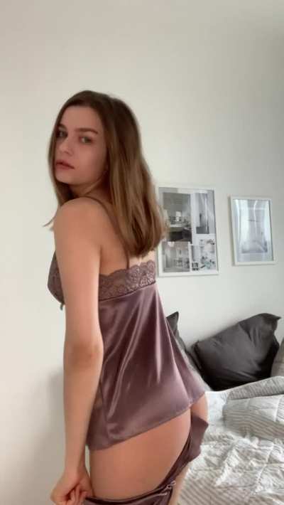 Is my body a girlfriend or a fuckdoll material?