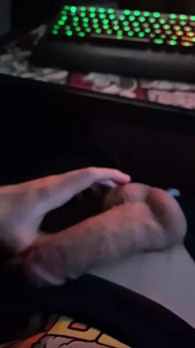 Wanna distract me while I play? ;)