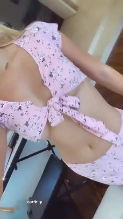 Underboob and Tummy