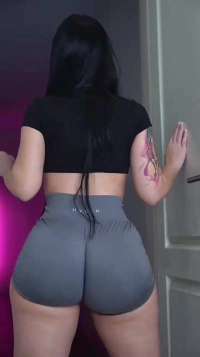 Do you guys like to pump for tiktok girls too? It's my favorite goon material